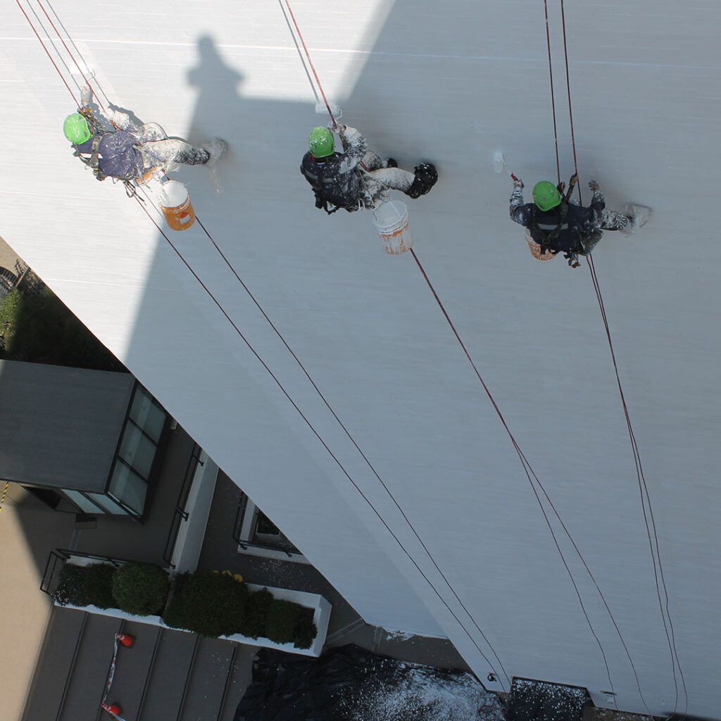 trabajo de PINTURA EN ALTURA